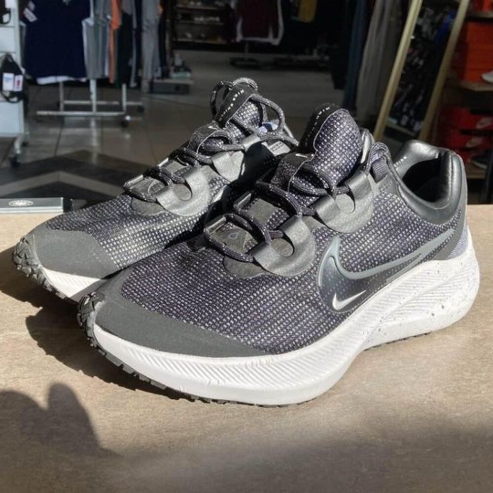 Nike Women’s Air Winflo Size 8.5